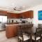 Newly Remodeled Ground-Floor Unit in Flamingo in Front of Beach - Playa Flamingo