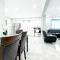 2 Homes, 1 Stay-7BR Niagara Falls Compound