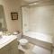 Third-Floor Oceanview Condo with Access to Sparkling Pool, Hot Tub & Beach Club