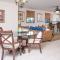 Dazzling End Unit in Coco with Lots of Windows and Light Sleeps 8