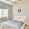 5 Mi to Shasta Lake Newly Built Home with Backyard! - بحيرة شاستا