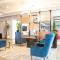 Flexhome East Side Studio R4 - Brady Fiserv Balcony - 密尔沃基