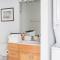 Flexhome Third Ward 1BR J2 with Gym and Balcony - ميلووكي