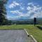 Mountain Views w Fire Pit Deck Grill & Amenities - Hedgesville