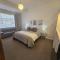 RoseIris Cottage - City Charm in Central West Hobart