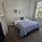 RoseIris Cottage - City Charm in Central West Hobart
