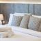 Lux Unit with Burj & Fountain View I Walk Dubai Mall