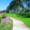 1BDR East Perth - Tennis court Gym and Pool