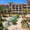 Seaside Modern Flat with Pool Queens Gardens 211