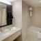 Niagara Fallsview Hotel Niagara Fallsview Hotel