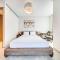 Stylish 1BR apartment is Address Beach Residence - Dubaj