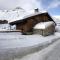 Chalet - Apt 5pax au pied des pistes - parking - skiroom - cheminée - balcons