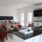 Nivenia Beach House