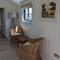Unique Double Shepherd's Hut Hideaway - Pembrokeshire - 哈佛威斯特