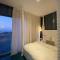 Oceanfront Luxury 2-Bed Apartment 360 Sea Views - As-Suwajra
