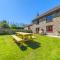 Spacious-Rustic Cottage-Dog Friendly-w log burner