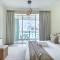 Classic Retreat in JBR with Private Beach Access - Dubaj