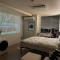 monoroom sillim station 3min, high floor view, gangnam station, hongdae station 20min, airport bus stop 7min, bedding - Seul
