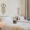 Noya Haven Stylish 4BR Townhouse Retreat in Yas Island - 阿布扎比