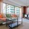 Chic Centric 1BR Apt, King Bed - Los Prados