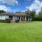 HaHei Haven - Sunny Hahei Escape w Large Lawn, BBQ & Relaxed Coastal Living