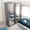 New! Spacious 3Br Sleeps 6 With Free Parking, Wi-Fi and Netflix - 弗里姆利