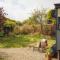 Lomu - Cosy Coastal Shepherd's Hut with Log-Burner and WiFi - 哈佛威斯特