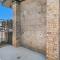 Chic 2br2ba Apt Near Uark, Trails, Amp Pool - روجرز
