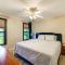 4 Mi to Beach Pet-Friendly Home in Naples! - Naples