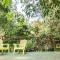 Peaceful Jungle Villa Conga - Pool & Parking for 2 persons
