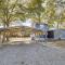 Lakefront Home with Swim Dock in Hot Springs - 温泉城