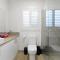 Kismet 3 bedroom luxury townhouse secure back yard walk to the beach and shops Family friendly Double garage parking WIFI