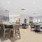 DoubleTree by Hilton New York JFK Airport - كوينز