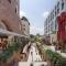 Stylish Split-Level Penthouse Loft with Parking