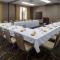 Radisson Hotel Bismarck