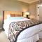 KBM Resorts FREE CAR Honua Kai Konea Ocean view 2-Bedroom Condo Walk to the Beach HKK-439