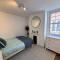 Cozy Flat in Historic Building - 布莱顿霍夫