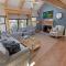 Cozy Coastal Escape 3BR 3BA Lakefront Tranquility