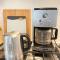 Cozy Guest Rooms Near UBC, Downtown and Beaches