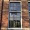 Suite School 15 A