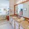Bonita Springs Condo with Community Pool Access!