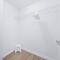 Peaceful - 4 bdrm home with fast WIFI free parking - Barrie
