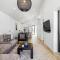 Lakefront Home Spa Pool - تاوبو