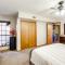 Lakefront Unit with Dock in Carlsbad! - كارلسباد