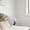 Cozy Double Room in Panania - Close to Stations & Stores - Shared Bathroom