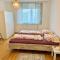 Happy Home near Airport with Free Parking