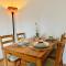 Happy Home near Airport with Free Parking
