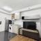 Fully Furnished Apartment Close to MRT Pool n Gym - 暖武里府