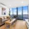 StayAU Spacious 2BR Stunning Sunset Views