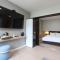 Geoje Hound Hotel & Spa - 巨济